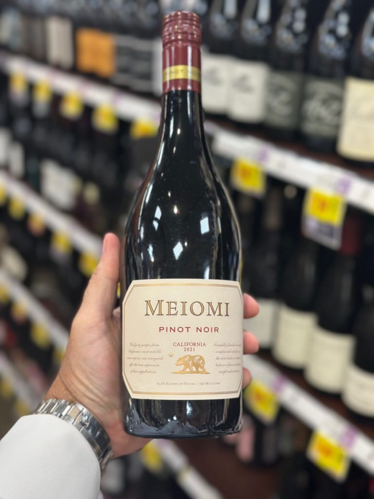 Meiomi California Pinot Noir Red Wine, 750 ml Bottle, 13.5% ABV